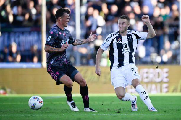 1726359046426084291.jpg 2171144878-612x612.jpg